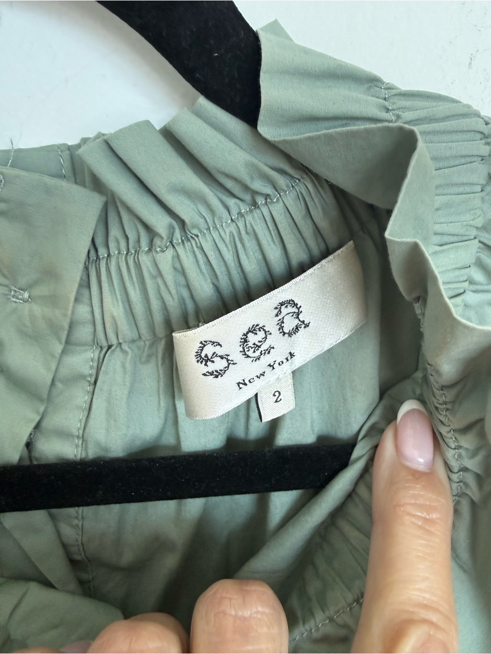Sea NY Sienna 3/4 Sleeve Button-Back Blouse in Sage Green Size 2 - Picture 3 of 5